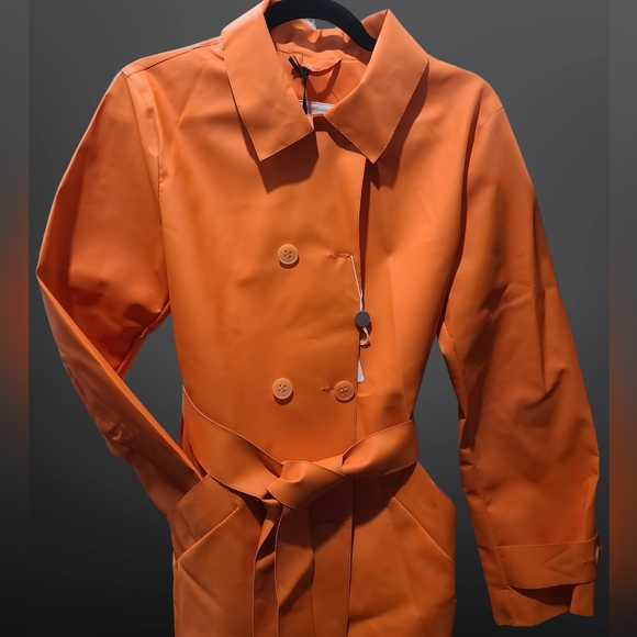 ADD Overcoat - Picture 3 of 5